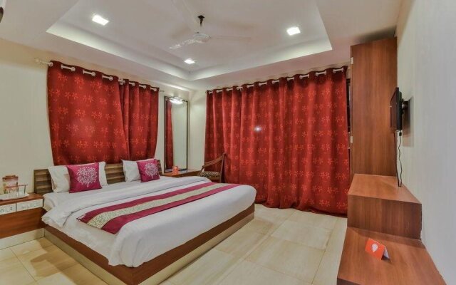 Hotel Murud Beach Home