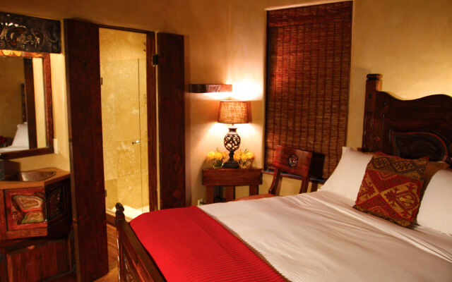 Antigua Inn