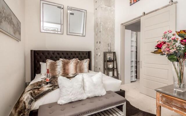 CHIC COLLECTION by NOHOTEL on Piedmont