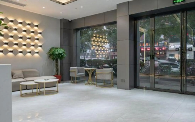 7Days Inn Zhuzhou red flag square