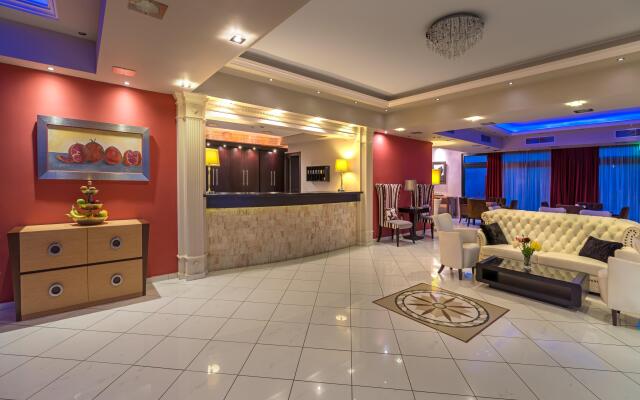 Ai Yannis Suites and Apartments Hotel