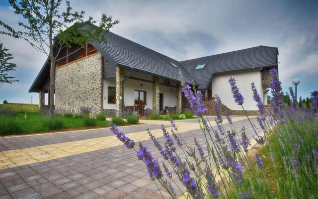 Villa Stone