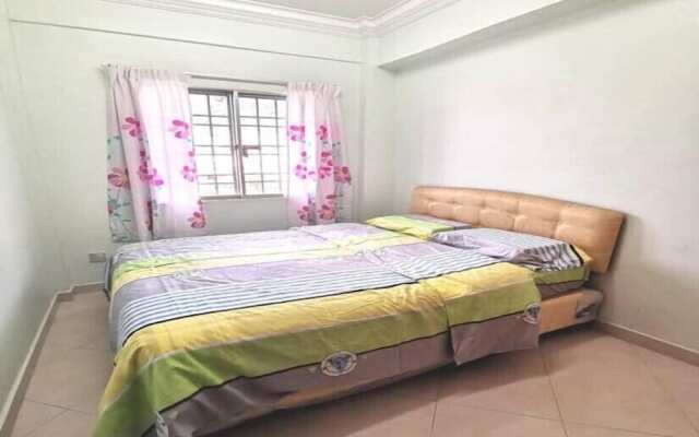 Just For You Highlands Apartment.