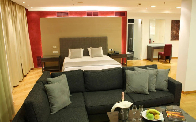 Theoxenia House Hotel