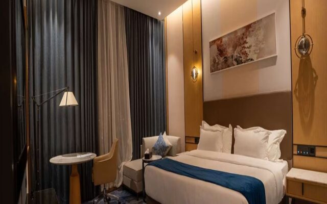 Best Western Plus Danat Almansak Hotel