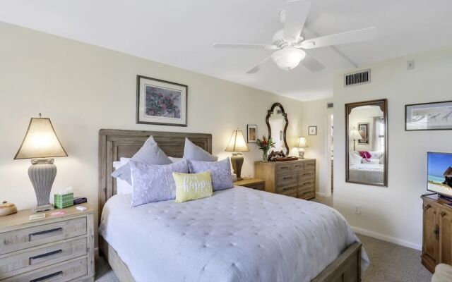 Island-style Condo With Pool, spa and Steps to Beach