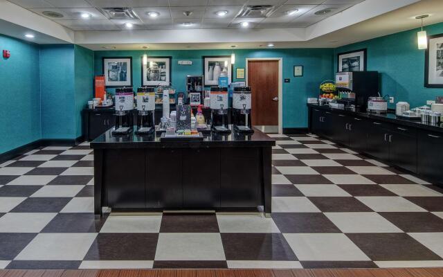 Hampton Inn & Suites Clarksville