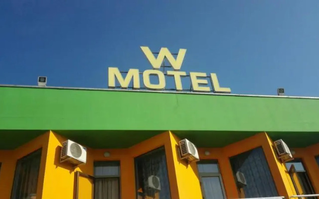 W Motel