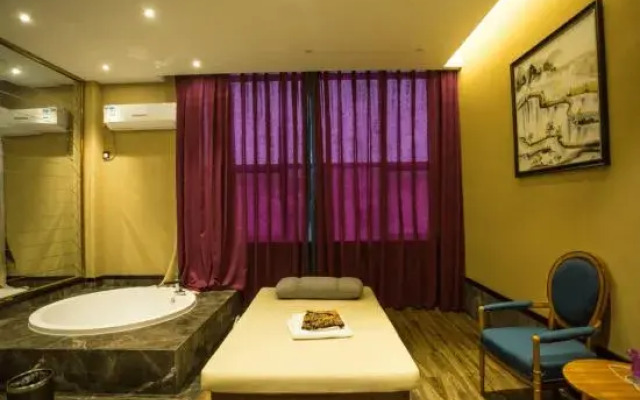 Guangnan Babaogong Hotel