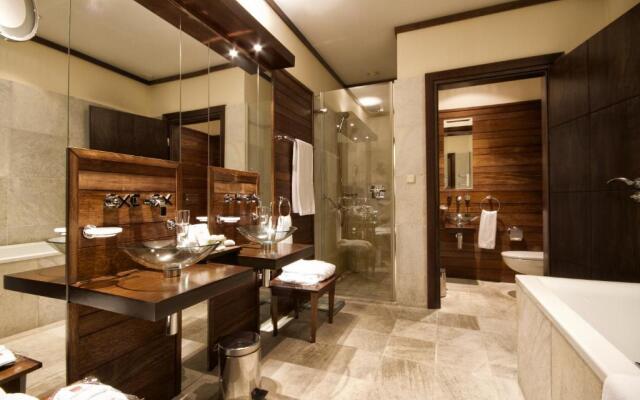 Mamaison Le Regina Boutique Hotel