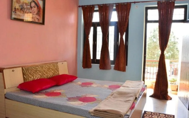 Gemini Inn