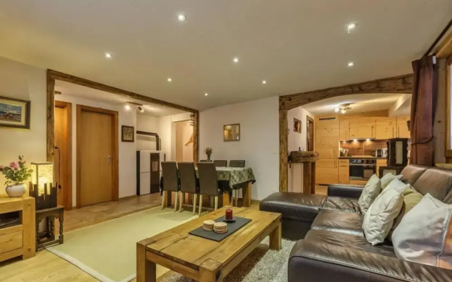 Beautiful Apartment Under Owners Chalet