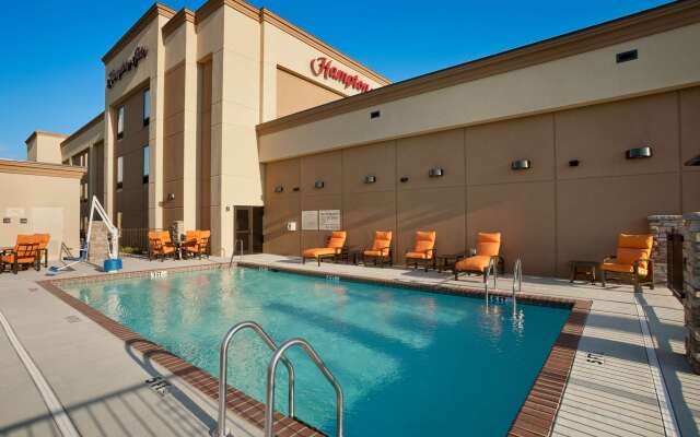 Hampton Inn Magnolia