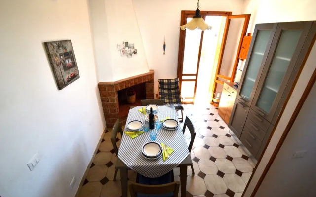 Air-conditioned Yoko Holiday Home for 5 Guests