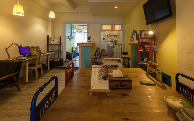 Sleeping Boot Hostel
