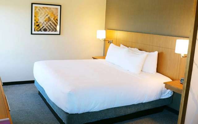 Hyatt Place Austin Airport