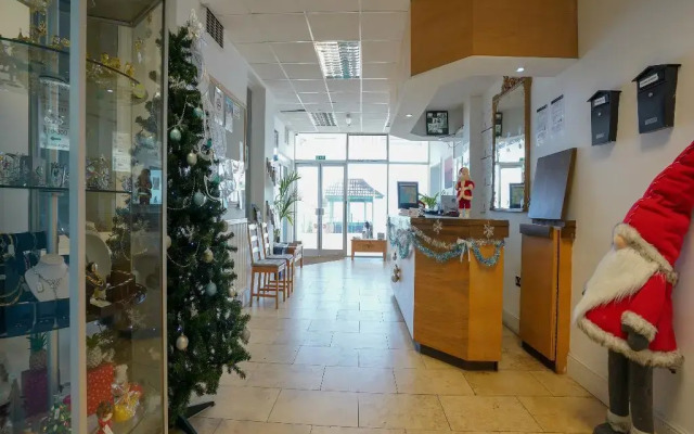OYO Shanklin Beach Hotel