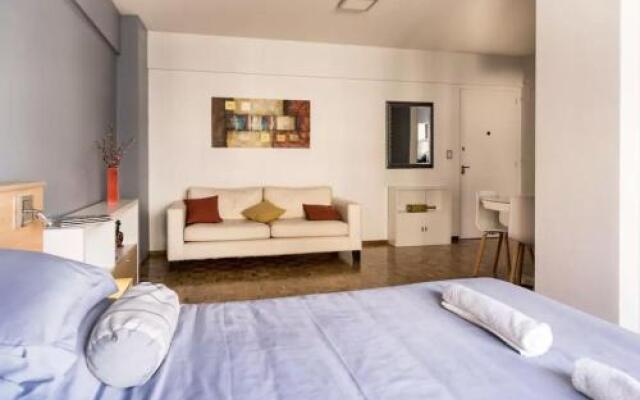 Confortable Bien Ubicado Con Balcon Recoleta