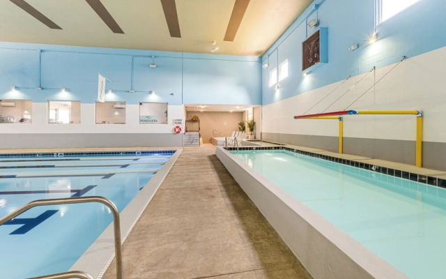 Smith Mountain Lake Condo w/ Pool Access