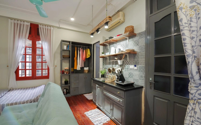 Little Anh House – Guest Rooms – Hanoi