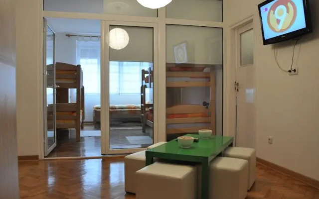 Hostel and Apartment Dali