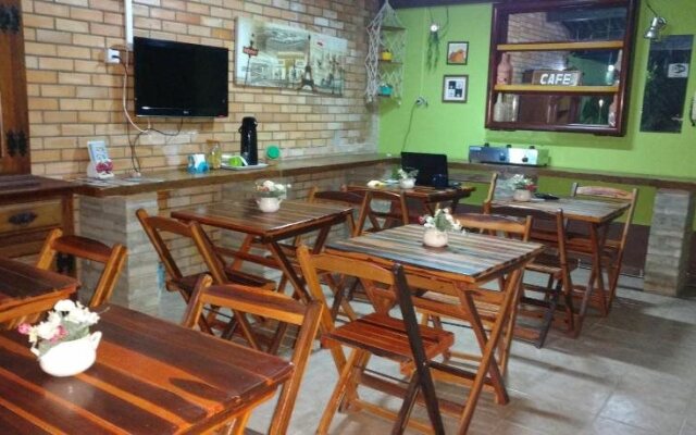 Pousada E Hostel Meia Lua