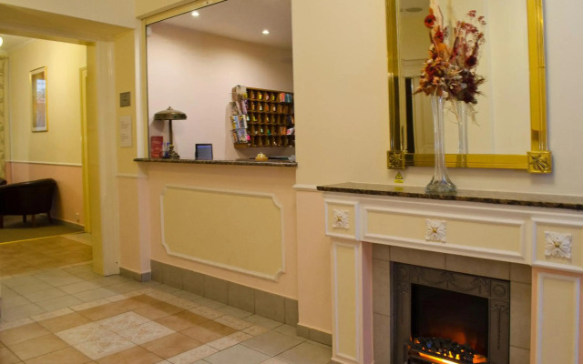 Anna Hotel