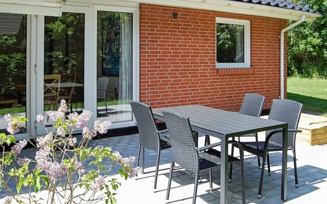 Spacious Holiday Home in Hemmet With Private Whirlpool
