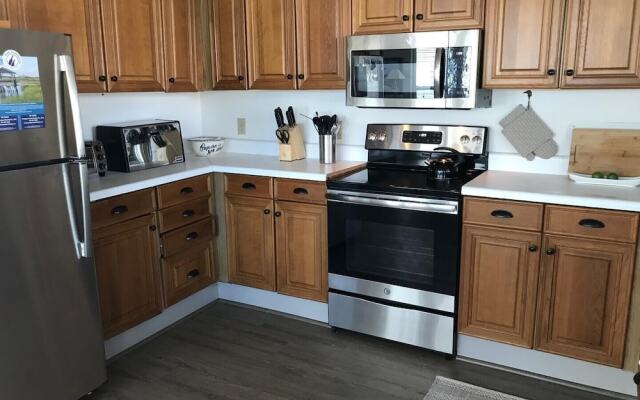 Holland - 4 Br Home