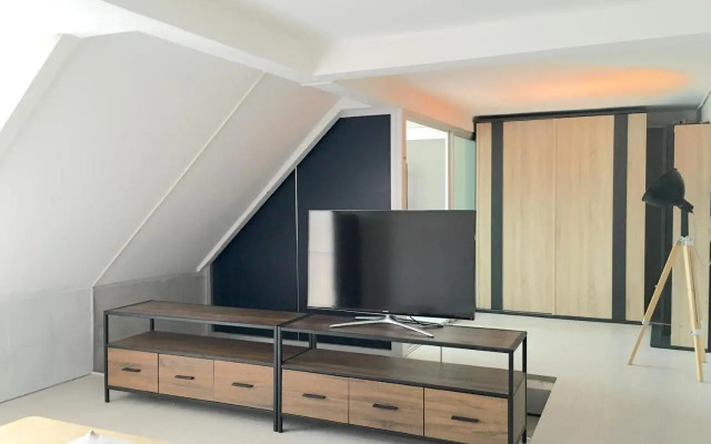 New Apartment Nearby Beach