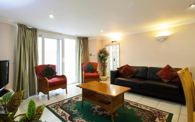 Burbage Holiday Lodge Apartment 1