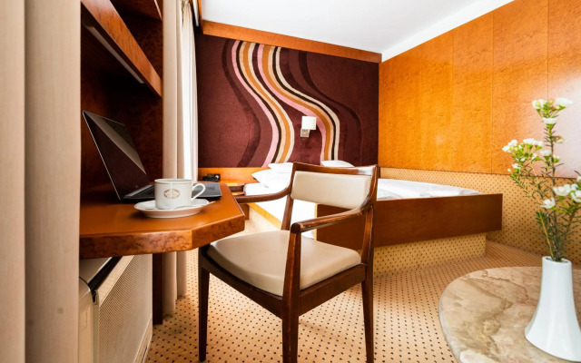 Hotel Royal