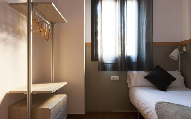 MH Apartments Gracia