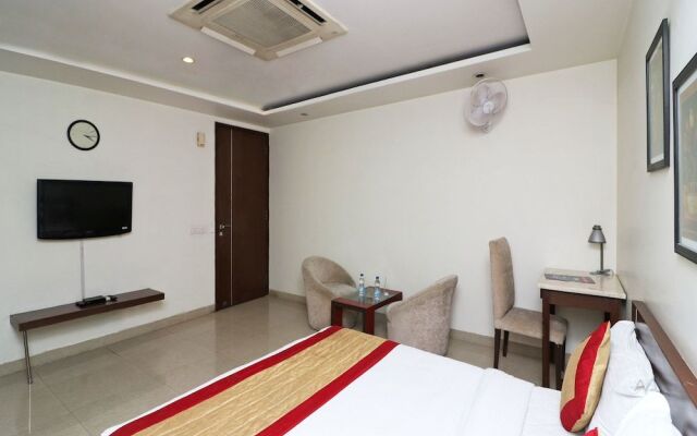 OYO 15503 Corporate House