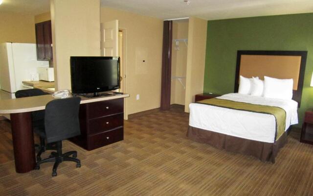 Extended Stay America Suites Detroit Auburn Hills Feathersto