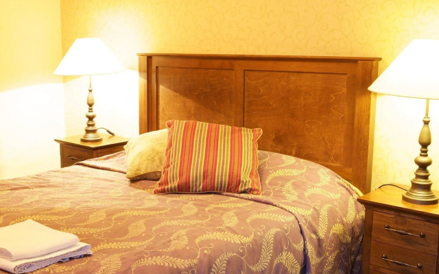 George & Pilgrims Hotel