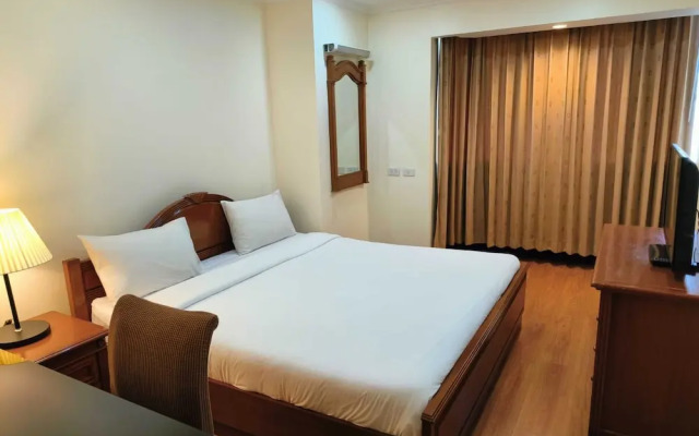 Apartments Omni Tower Direct Rooms Sukhumvit Soi 4