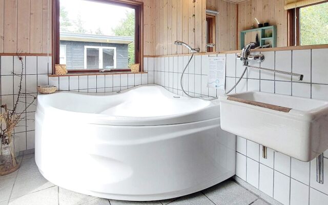 5 Person Holiday Home in Hemmet