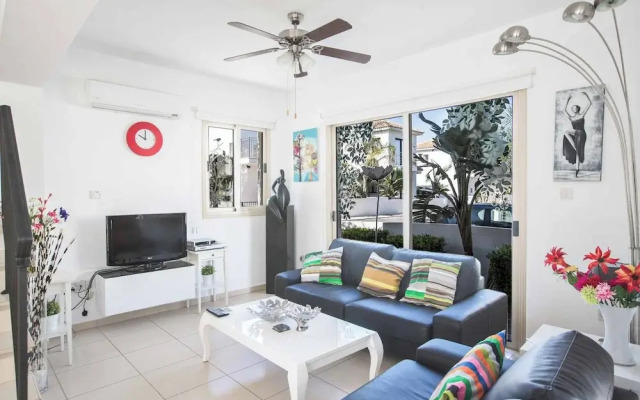 Villa Delia Palm 17