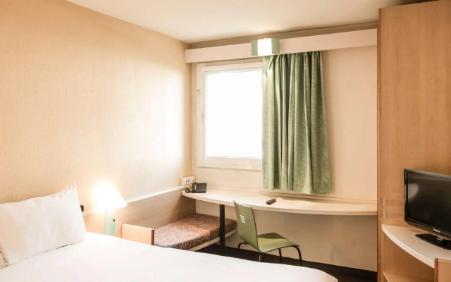 ibis Evora Hotel