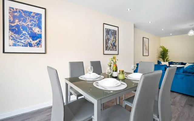 Deluxe House in Harborne