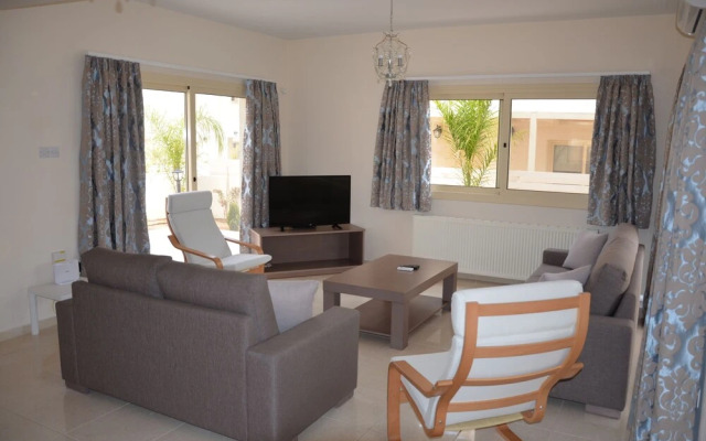 Anthorina Villa 17