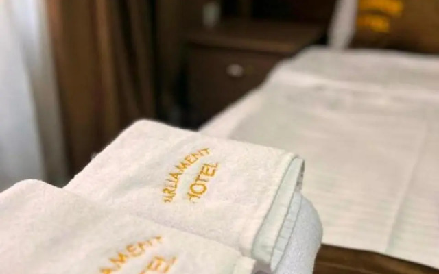 Two Rooms Plus Residence