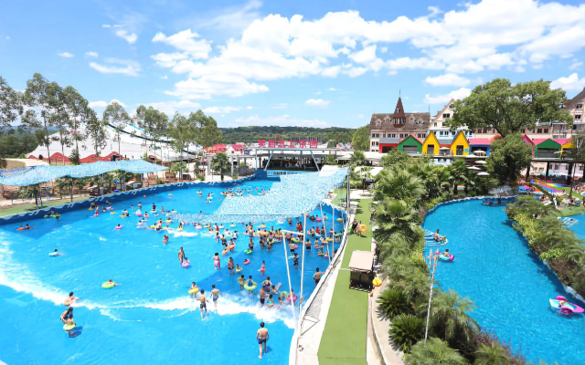 Village Utopia Backpackers Hostel