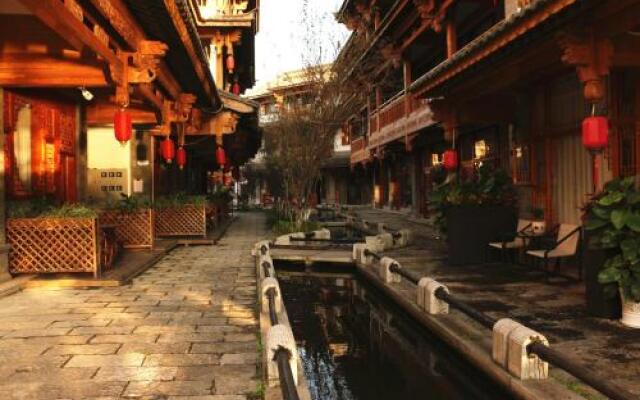Yunan Lotus Garden Hotel