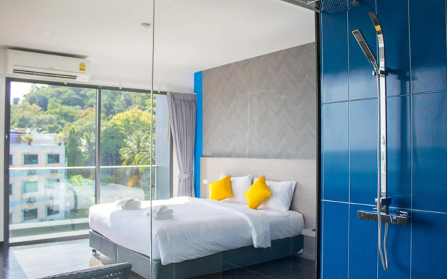 Wake Up Aonang Hotel