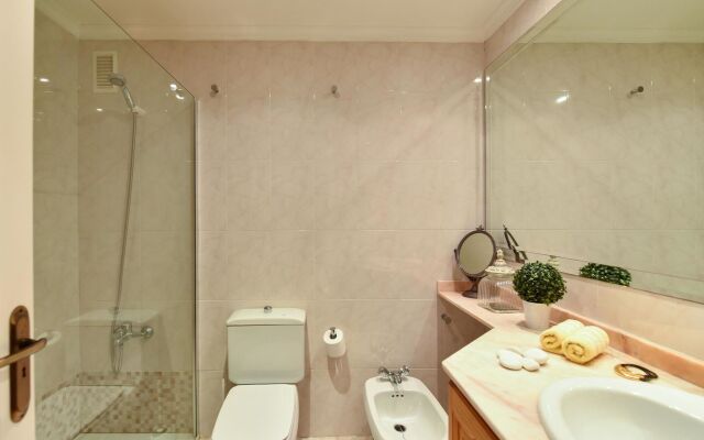 Las Canteras Seafront Apartment