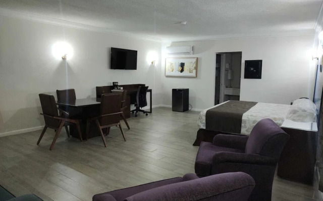 Los Cedros Hotel Inn Chihuahua