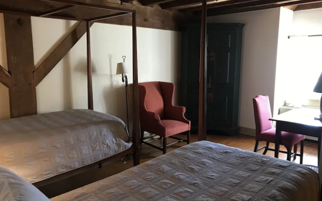 Inn at Millrace Pond