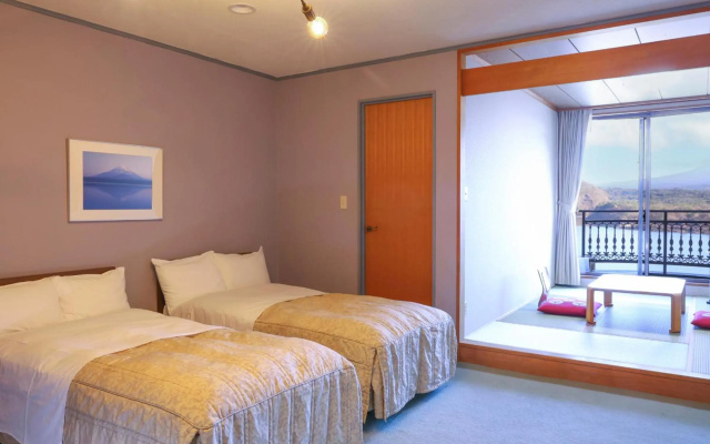 Shoji Mount Hotel — 3-star hotel in Fujikawaguchiko